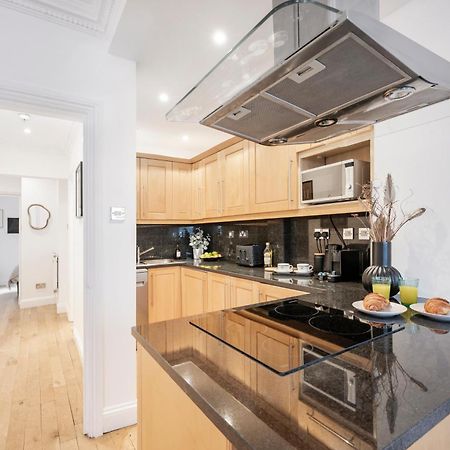 2 Bedr, 3 Beds, 1 Bath Thames, Trafalgar Sq London Kültér fotó