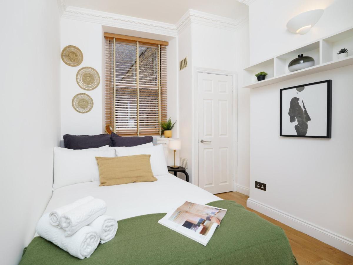 2 Bedr, 3 Beds, 1 Bath Thames, Trafalgar Sq London Kültér fotó