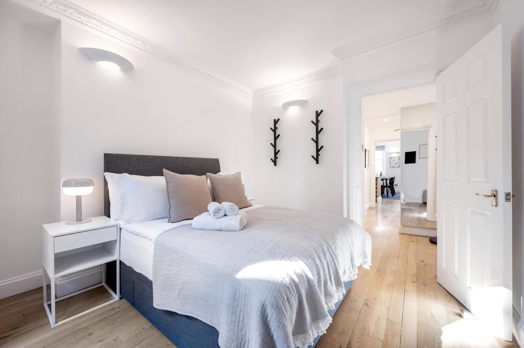 2 Bedr, 3 Beds, 1 Bath Thames, Trafalgar Sq London Kültér fotó